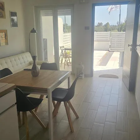 Golf Apartment